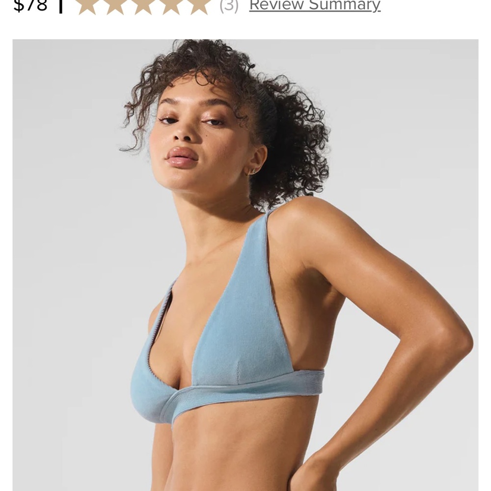 NWT! ☀️ Alo Micro Corduroy Dreamer Bra ☀️. Size Medium. Color Celestial Blue.